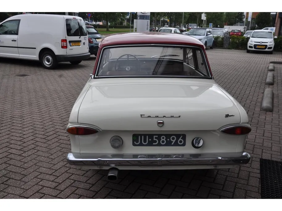 Ford Taunus 1.2 12M Wit, Rood dak in prima staat.