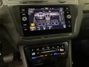 Volkswagen Tiguan 1.4 TSI 245pk DSG eHybrid Elegance · 360 Camera · Wegklapbare Trekhaak · Apple/Android Car Play · Dodehoek Detectie · 18'' Inch ·