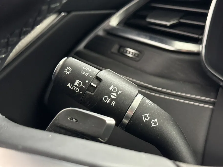 Jaguar F-PACE 2.0 P400e R-Dynamic HSE Black Pack | Panoramadak | Massagestoelen + Ventilatie | Head-Up Display
