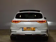 Kia ProCeed 1.5 T-GDi 140pk DCT7 GT-PlusLine PANO DAK