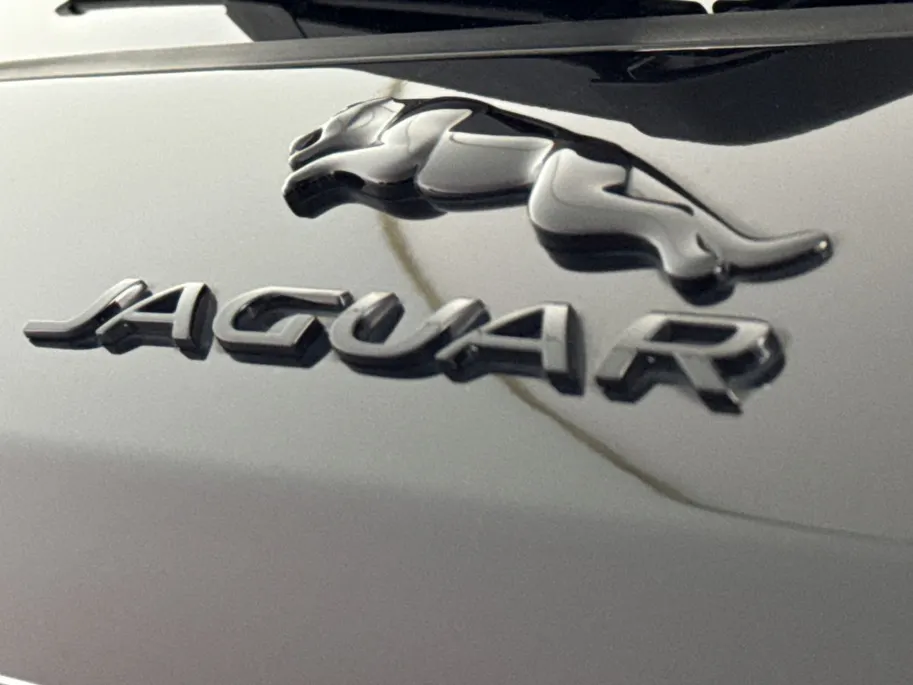 Jaguar F-PACE 2.0 P400e R-Dynamic HSE Black Pack | Panoramadak | Massagestoelen + Ventilatie | Head-Up Display