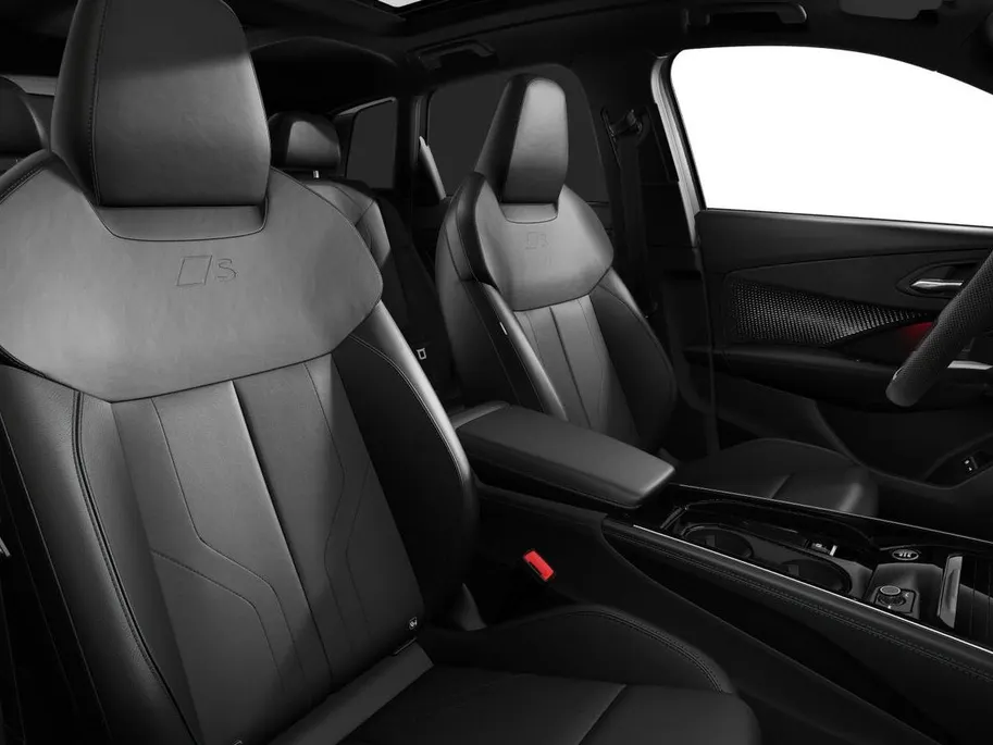 Audi Q3 1.5 200kW e-hybrid S edition 272 PK · Tech pro · Trekhaak elek. wegklapbaar · Glazen panoramadak