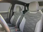 Volkswagen ID.4 Pure 52 kWh 125kW/170PK · Panoramadak · Apple/Android Car Play · Navigatie · Stoelverwarming · Camera ·