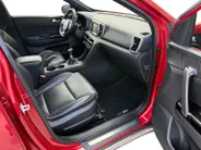 Kia Sportage 1.6 T-GDI GT-Line First Edition | NAVIGATIE | CLIMATE & CRUISE CONTROLE | LEDER | TREKHAAK | ALL SEASON BANDEN |