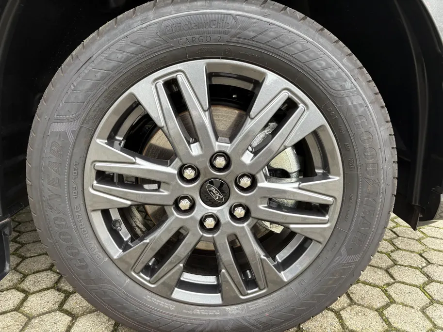 Ford E-Custom E-Custom 320 L2H1 Limited 65 kWh DEMO I DRIVER ASSISTANCE PACK PREMIUM I ELEK. INKLAPBARE TREKHAAK I 17'' LM VELGEN I