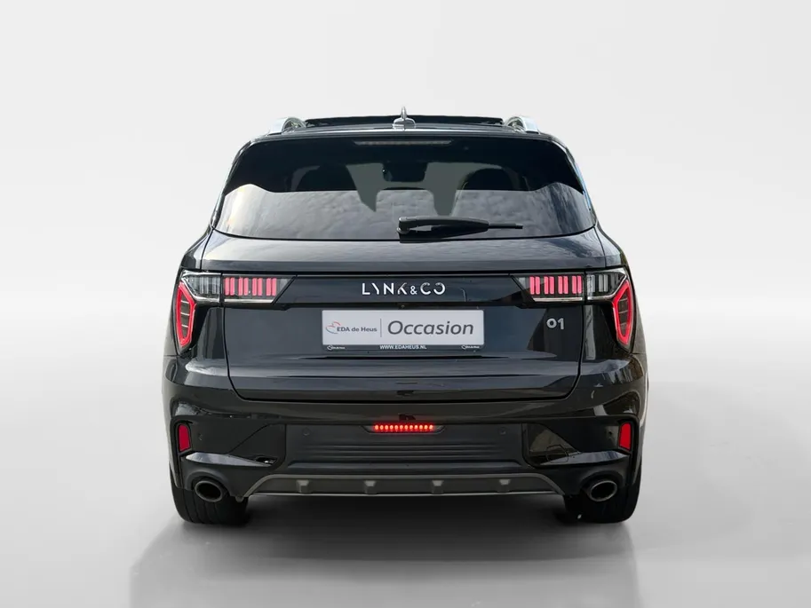 Lynk & Co 01 1.5 | Automaat | Panorama Dak | 360* Camera | Stoelverwarming | Apple Carplay/Android Auto | DAB | Climate Control | Cruise Control | Navigatie