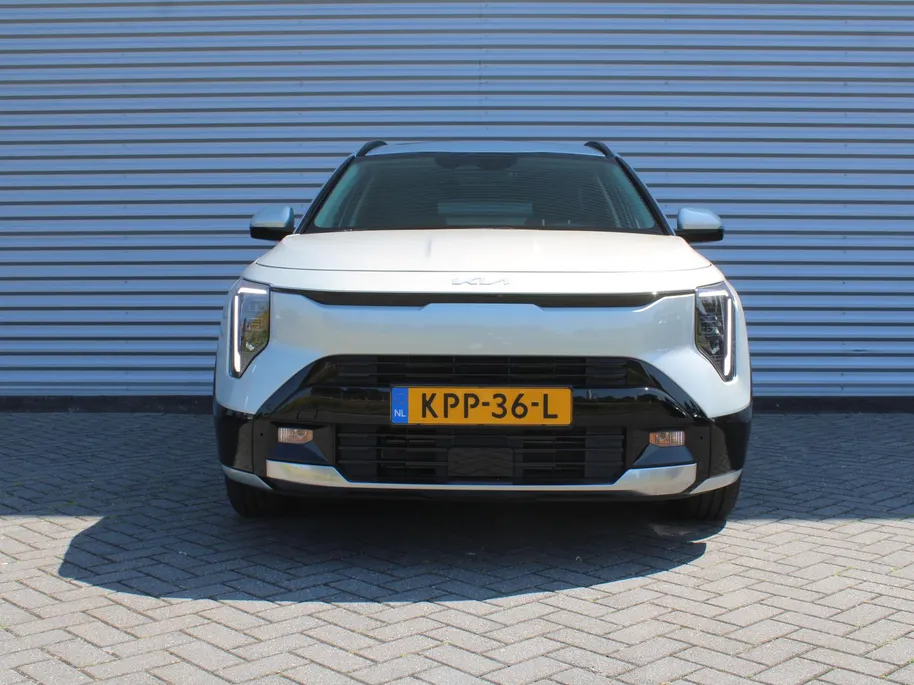 Kia Niro 1.6 GDi Hybrid DynamicPlusLine | Stuur-/stoelverwarming | Schuifdak | Elek. stoelverstelling + achterklep | Dodehoekdetectie | Camera | Telefoonlader | HK audio | LED |