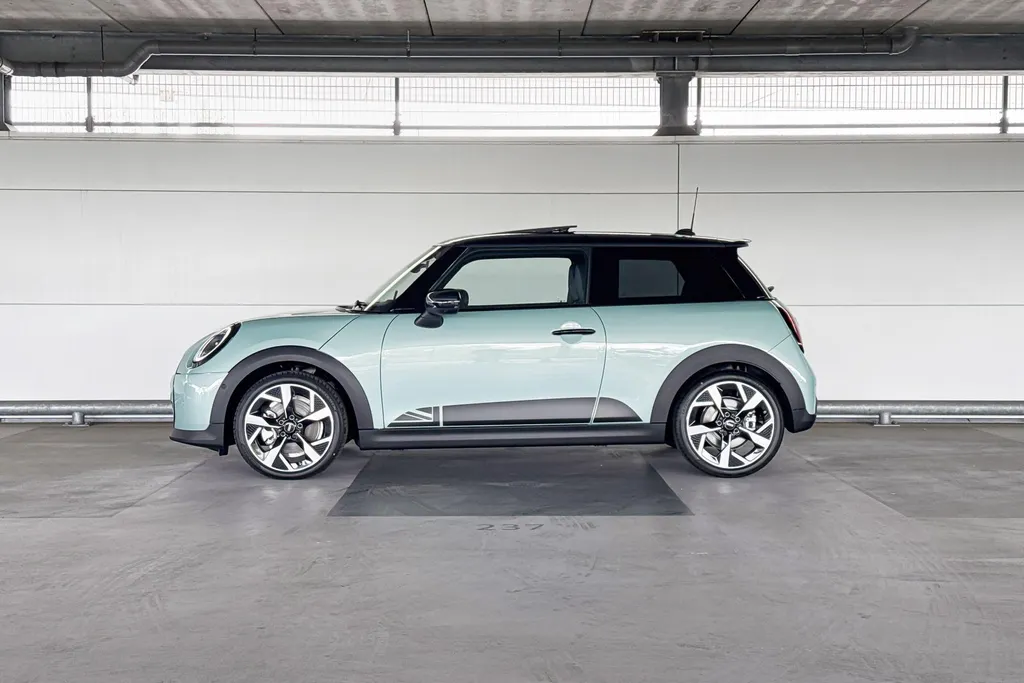 MINI Cooper 3-deurs 2.0 Cooper S Classic L