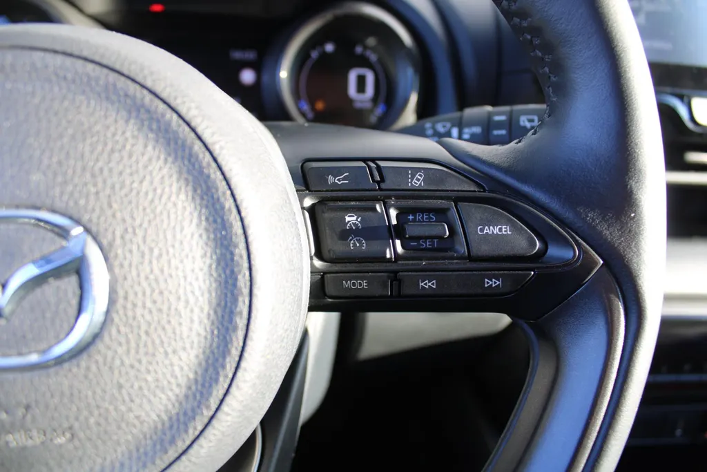 Mazda 2 Hybrid 1.5 Select | Airco | Navi | Cruise | PDC | Head-up display | Camera |