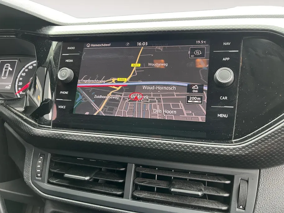 Volkswagen T-Cross 1.0 TSI Life Nederlandse auto | 1e eigenaar | navi | clima | allseason | PDC | camera | etc.