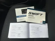 Suzuki Swift 1.2 Select Smart Hybrid | SPORT UITLAAT | SIDE SKIRTS | SPOILER | 17' VELG |