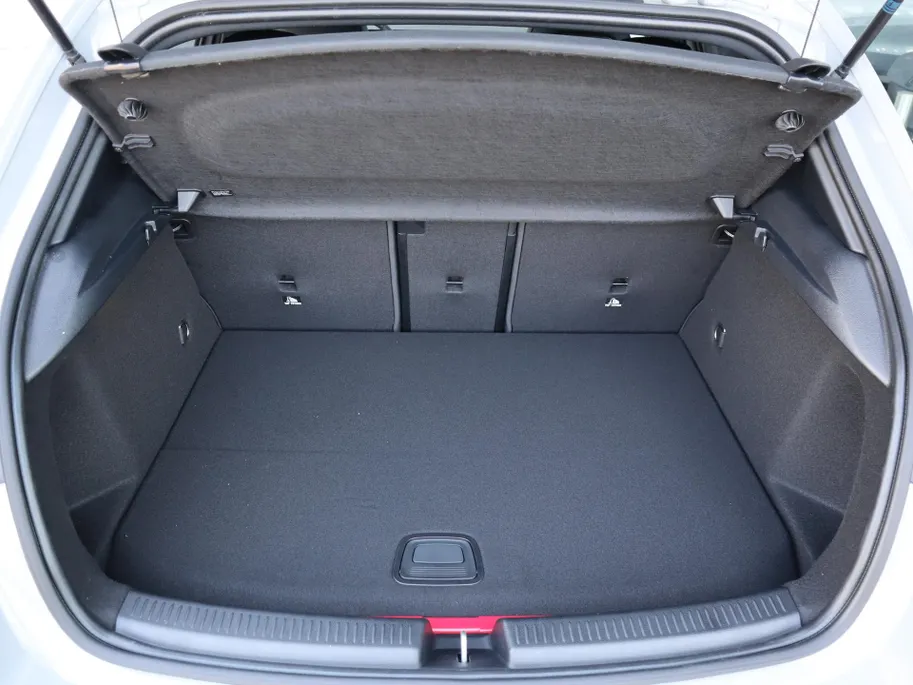 Mercedes-Benz A-Klasse 250 e 140 Year Edition l Keyless l Panoramadak l Memory