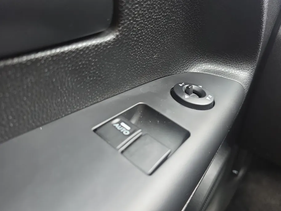 Kia Venga 1.6 CVVT X-tra | Automaat! | Trekhaak | Navigatie | Cruise Control | Airco | Parkeersensoren achter | 12 maanden garantie!