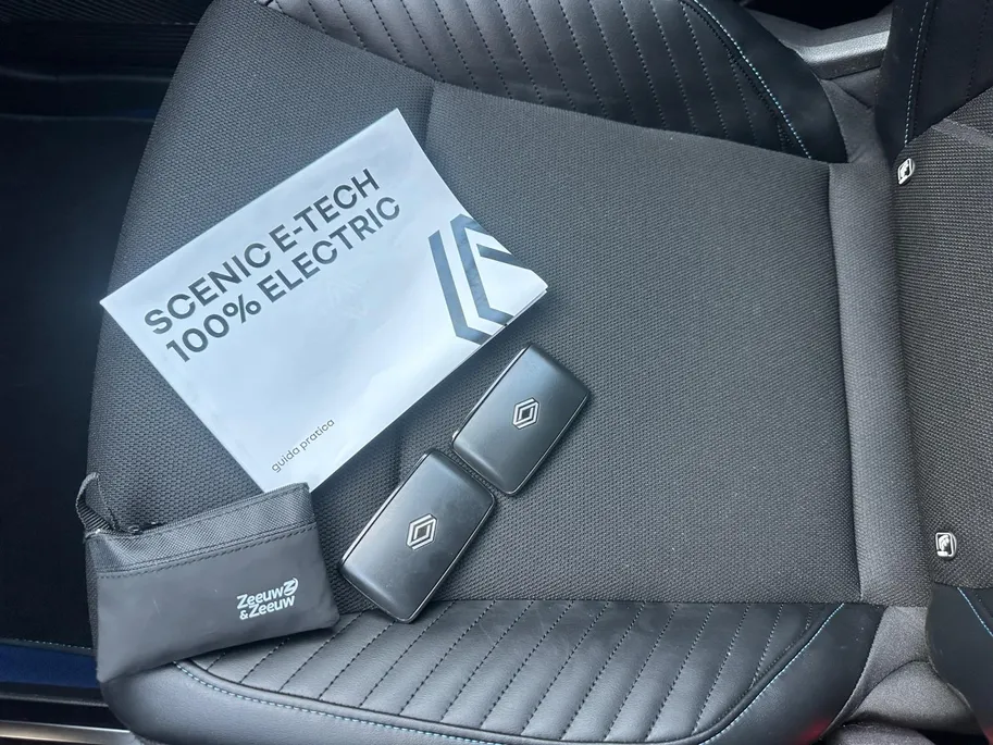 Renault Scénic E-Tech EV87 long range esprit Alpine | Automaat | Panoramadak | Harman Kardon | Stoel & Stuurverwarming | Automatische Kofferklep | Apple Carplay & Android Auto | Dodehoek Detectie | 12 Maanden BOVAG Garantie