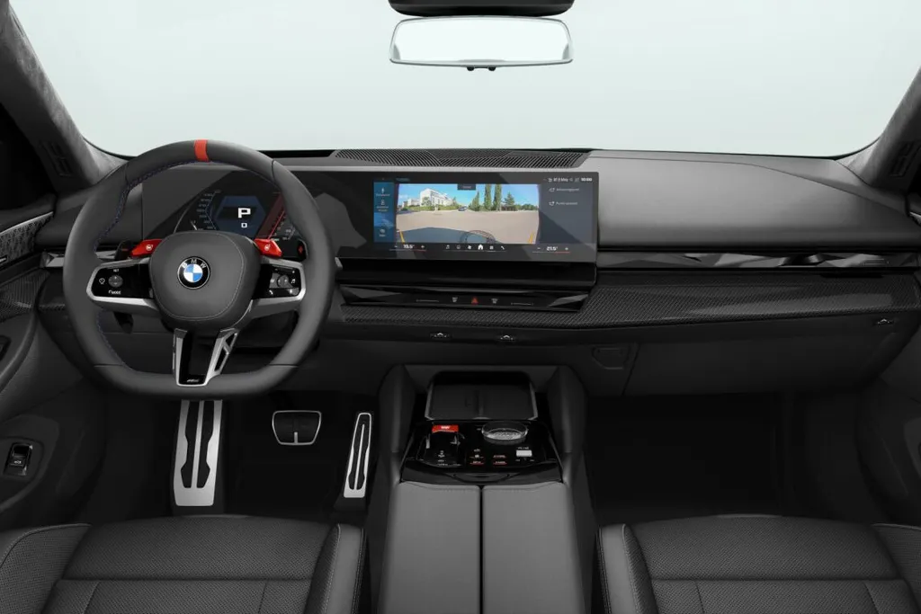 BMW M5 Sedan M5