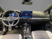 Volkswagen Golf 1.5 eHybrid 272pk DSG GTE · Panoramadak · Leder · Wegklapbare Trekhaak · Stoelventilatie · Camera · Dodehoek Detectie · 18'' Inch · Garantie t/m 30-0-2030 of 100.000km
