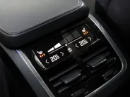 Volvo XC90 2.0 T8 Twin Engine AWD Inscription Intro Edition 7 Persoons / Pano. / H&K | ACC / HUD / 360° Camera / Stoel + Stuurverwarming /