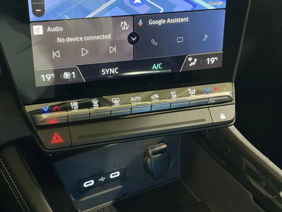 Renault Espace 200PK E-Tech full hybrid techno 7p. Automaat | 1ste Eigenaar | Apple Carplay/Android Auto | Cruise Control | Camera  | Google Built-In | Digitale Cockpit | Climate Control | Parkeersensoren |