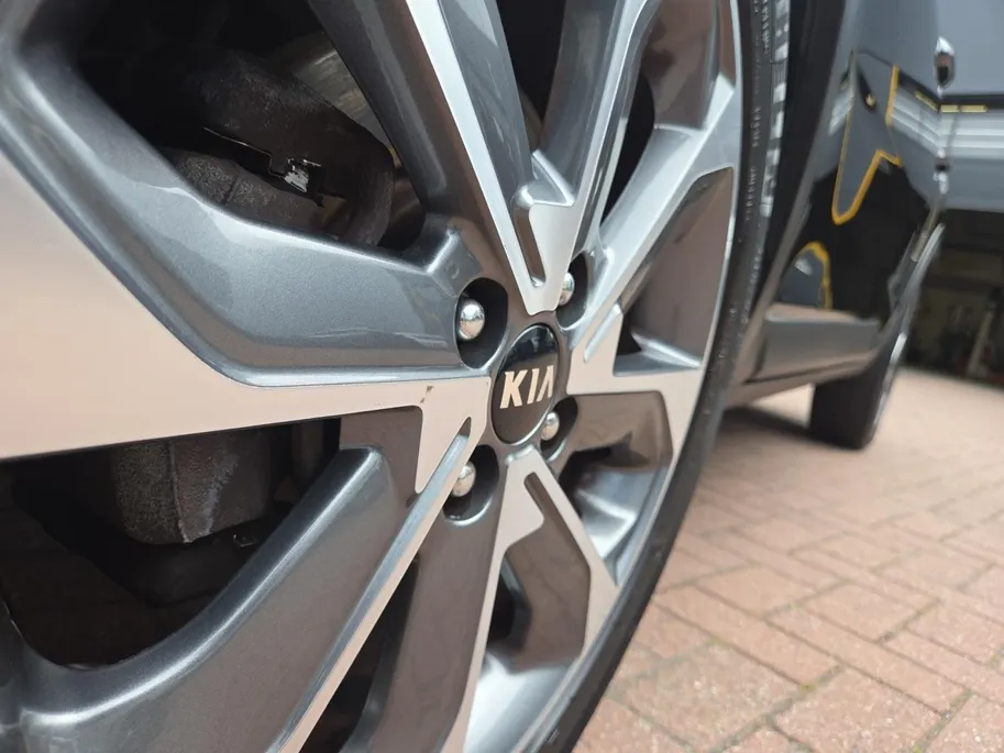 Kia Stonic 1.0 T-GDi Sports Edition Navi | Camera | Cruise Control | Carplay | Metallic lak | LM Velgen 17' | NAP