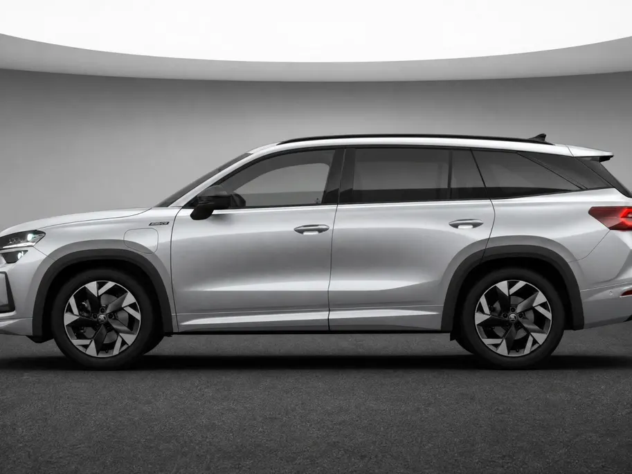 Škoda Kodiaq Sportline Limited PHEV 204 PK SUV | Trekhaak uitklapbaar | Panorama dak | 2.000,- inruilbonus!!