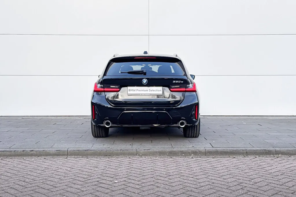 BMW 3 Serie Touring 330e