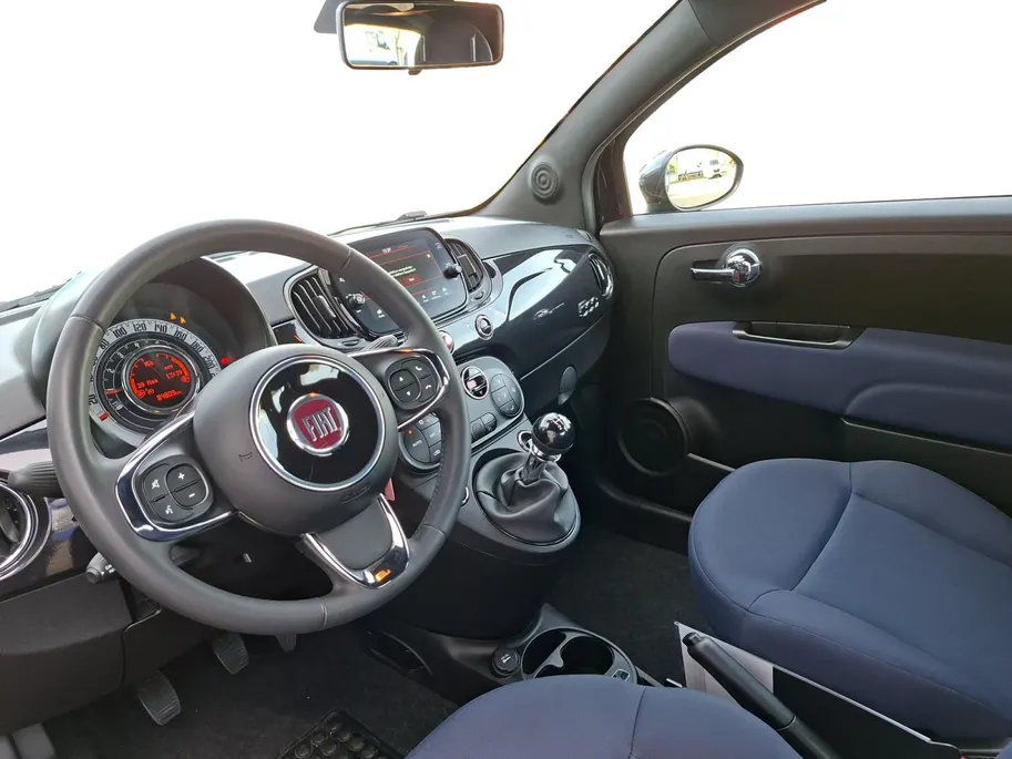 Fiat 500 Club | 1.0 Hybrid | Tech Pack | airco (automatisch) | Apple Carplay / Android Auto | Regensensor | 12 maanden Bovag garantie