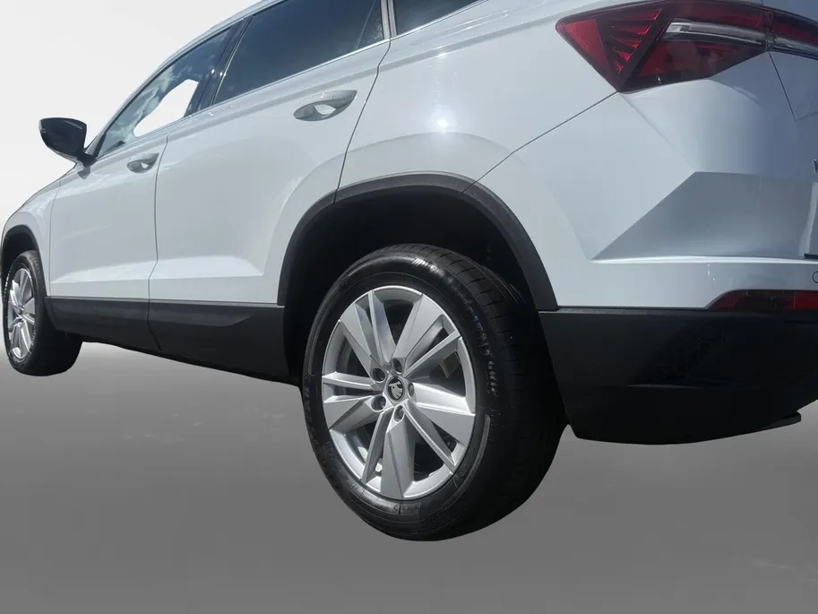 Škoda Karoq 1.5 TSI ACT Business Edition | Automaat | Apple Carplay/Android Auto | Parkeersensoren V+A | Climate Control | Cruise Control | DAB | Stuurbediening