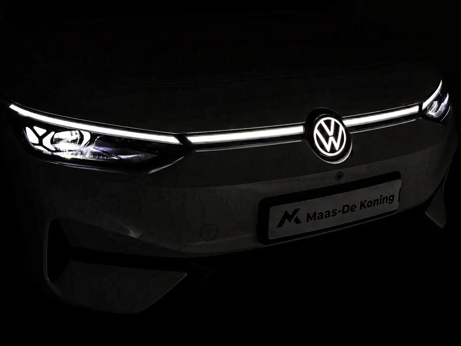Volkswagen ID.7 Pro Business 286pk 77 kWh · SOH 97,2% · 360 Camera · Head-Up · Alarm · Elek. Trekhaak · Keyless · Elek. Voorstoelen · 20'' Inch · Gratis onderhoud & APK t/m 30-01-2030 · EXTRA INRUILKORTING ·