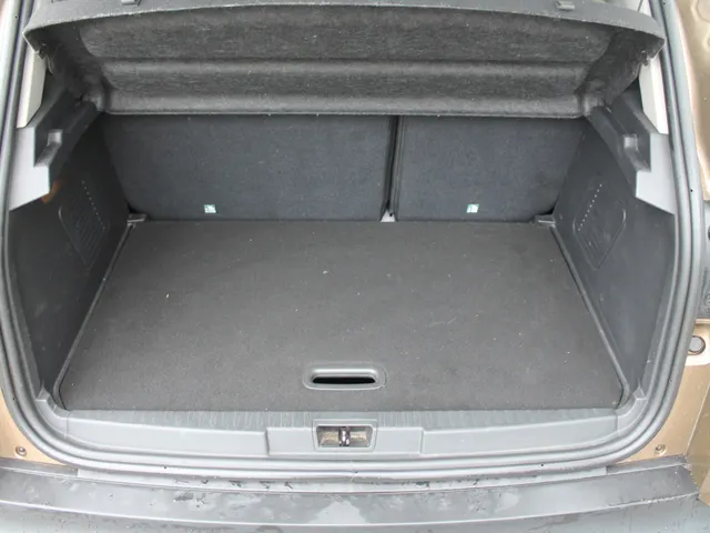Renault Captur 1.2 TCe 120 PK EDC Barista | Automaat | Stoelverwarming voor  | lederen bekleding | Camera achter |