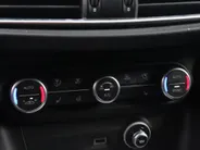 Alfa Romeo Stelvio 2.0 Turbo 280 PK AWD Veloce | Navi | Harman | Driver | BTW | 20'
