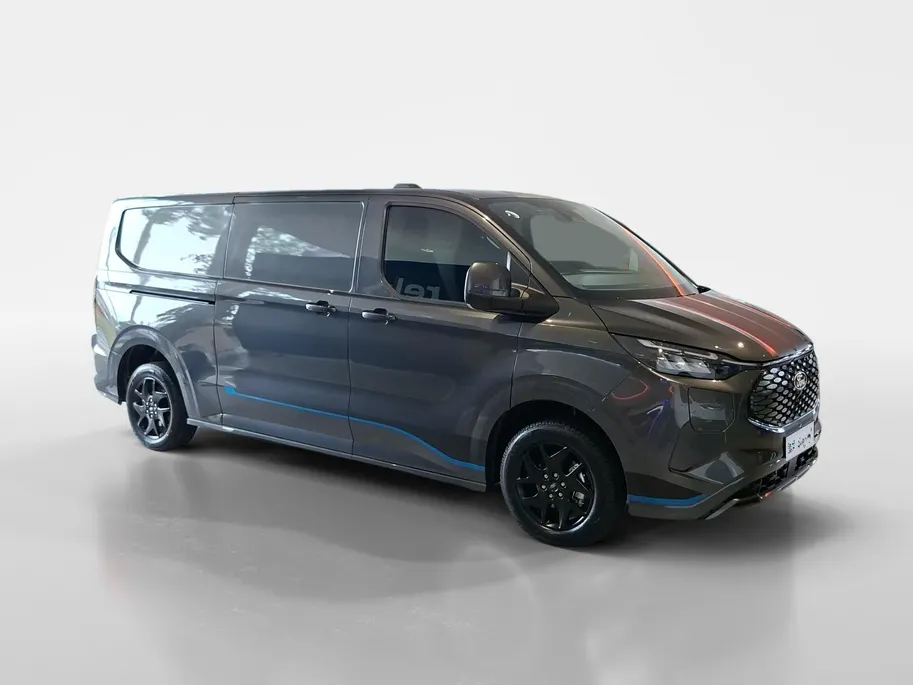 Ford E-Transit Custom 340 L2H1 Sport 71 kWh 218 pk | NIEUW TE BESTELLEN | 17' LM velgen | Laadruimtebescherming | Achteruitrijcamera | All weather banden | Trekhaak | Rijklaarprijs!