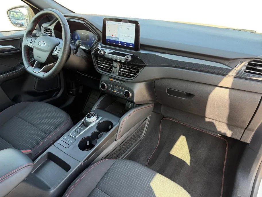 Ford Kuga 2.5 PHEV ST-Line | NL auto | 1500 kg trekgewicht | Automaat | Winter pack | Achteruitrijcamera | Parkeersensoren voor en achter | Cruise control | Apple carplay & Android auto | Bovag garantie |