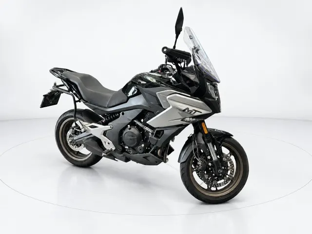 CFMOTO 700 MT