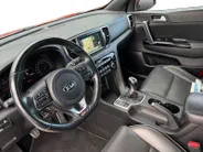 Kia Sportage 1.6 T-GDI GT-Line First Edition | NAVIGATIE | CLIMATE & CRUISE CONTROLE | LEDER | TREKHAAK | ALL SEASON BANDEN |