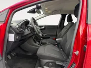 Ford Puma 1.0 EcoBoost Hybrid Titanium | Dealer onderhouden | NL auto | Adapt. Cruise control | BLIS | Winter pack | Parkeersensoren voor en achter | Achteruitrijcamera | Draadloos opladen mobiel | 1e eigenaar | Bovag garantie |