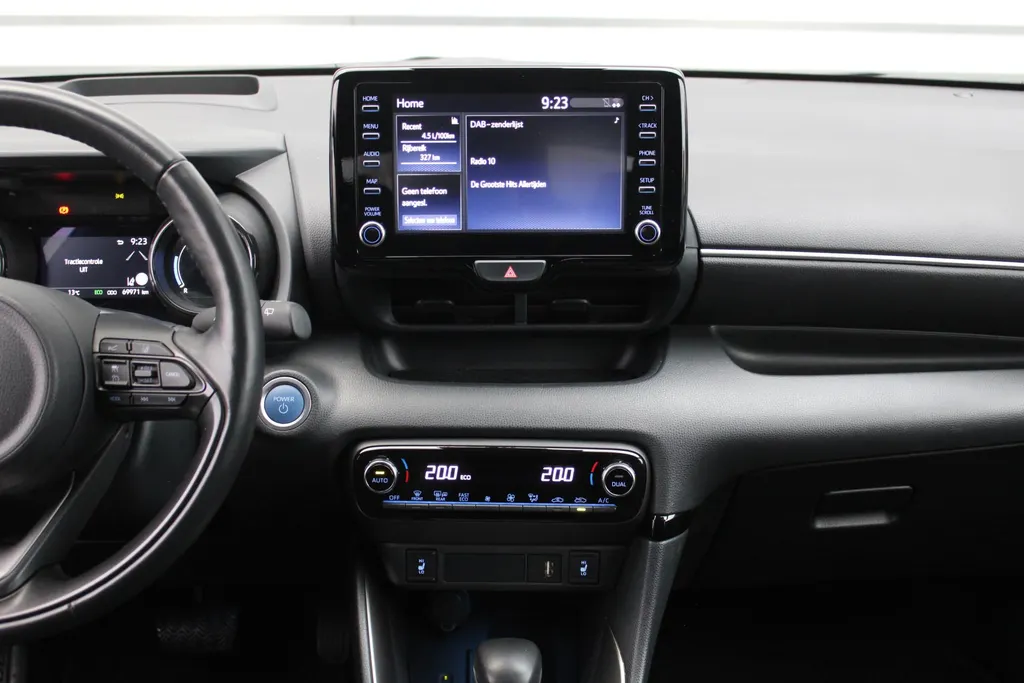 Mazda 2 Hybrid 1.5 Select | Airco | Navi | Cruise | PDC | Head-up display | Camera |