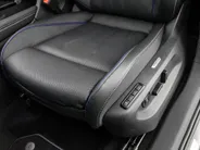 Volkswagen Tiguan R-Line Edition 1.5 eHybrid 204 PK 6 versn. DSG · Black Style Pakket · Panoramaschuif-kanteldak · Comfort Pakket Plus · Interieur Style Pakket · Prijs is inclusief inruilpremie ·
