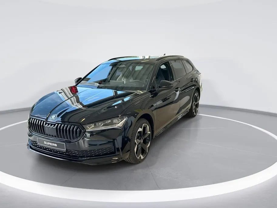 Škoda Superb combi Sportline Business 1.5TSI PHEV 204PK | suite Sportline bekleding | Panorama dak | Trekhaak |