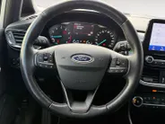 Ford Fiesta 1.0 EcoBoost Titanium | Bluetooth | Apple Carplay/Android Auto | Cruise Control | Climate Control | Camera | Navigatie | Stoelverwarming |