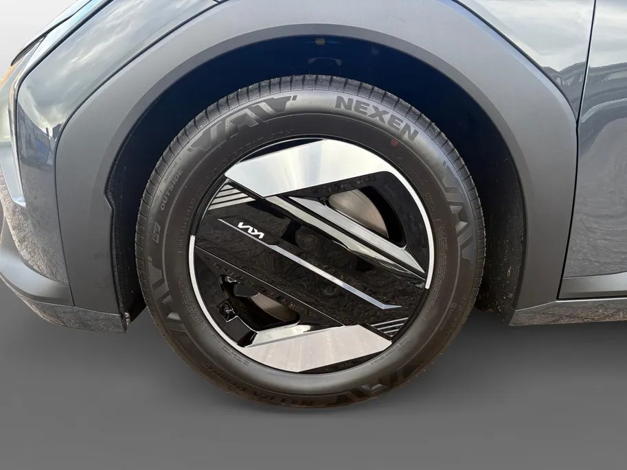 Kia EV4 Plus 81.4 kWh | Achteruitrijcamera | Stoel/stuurverwarming | Apple carplay / Android auto |