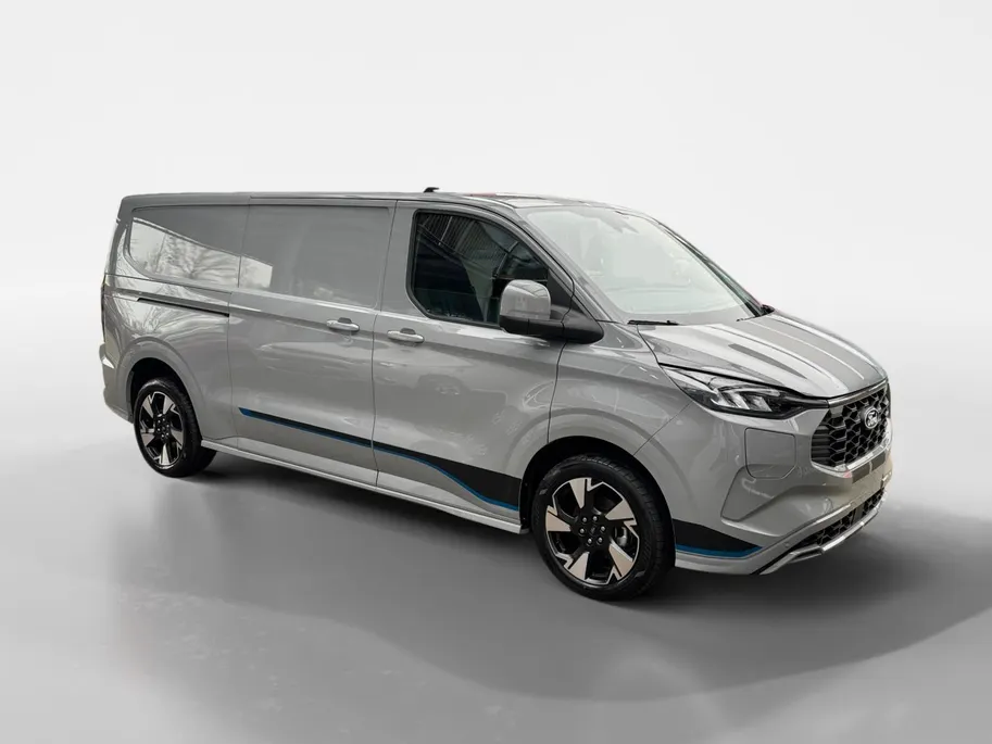 Ford Transit Custom 320 2.5 PHEV L2H1 Sport 233 pk Automaat | Navigatie | inklapbare trekhaak | 2 persoons | 19' LM velgen | Financial Lease - 0,99% rente op max 48 maanden