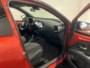 Toyota Aygo X 72PK VVT-i S-CVT Premium Automaat | 1e eigenaar | JBL Audio | Navi | Apple CarPlay/Android Auto | Adaptive Cruise Control | Licht & Regen Sensor | Lichtmetalen Velgen | Keyless Entry |