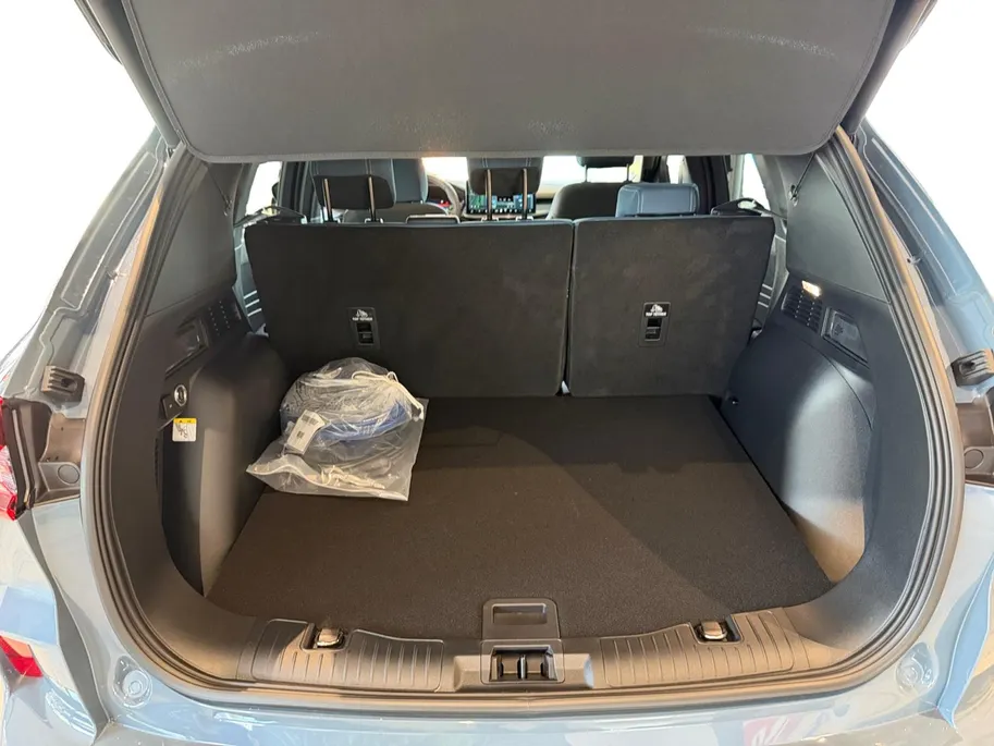 Ford Kuga 2.5 PHEV BlueCruise Edition | 5000,- Voordeel | 0,99% Rente | ZEER COMPLEET! | Handsfree Rijden | 2100kg Trekgewicht | BLISS | Trekhaak | Elek. Panoramadak | Elek. Stoel/Stuur/Voorruitverwarming | B&O | 20'' LMV |
