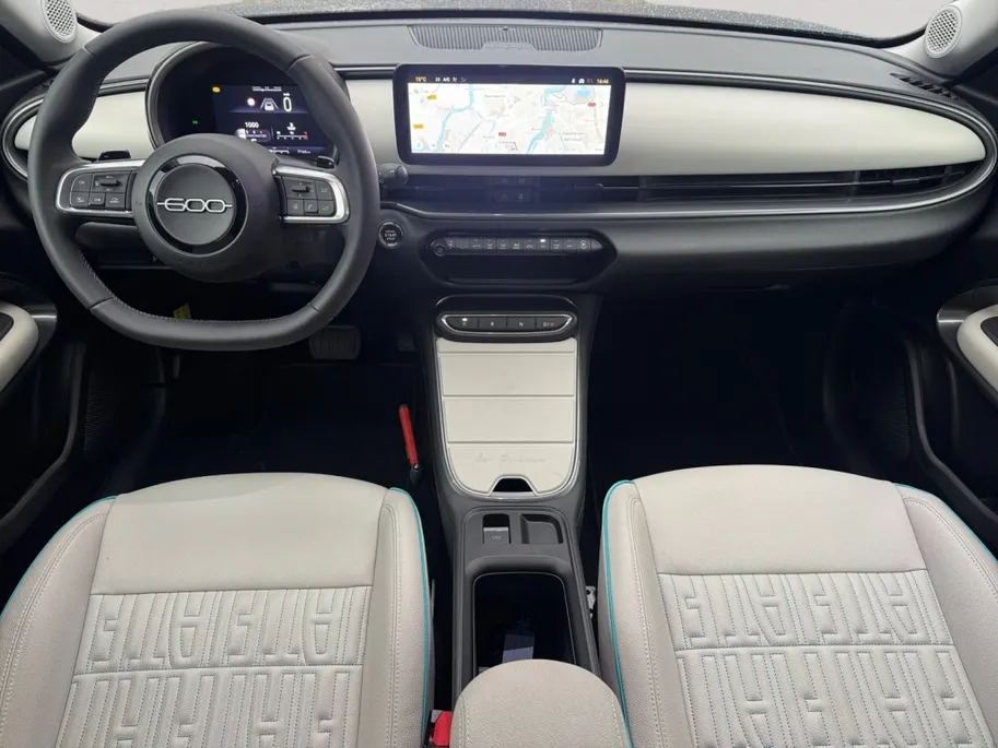 Fiat 600 1.2 Hybrid La Prima