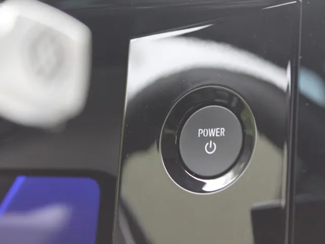 Renault 4 Comfort Range Iconic 52 kWh | Pack advance dr. assist | Harman Kardon geluid | elektr.. bed. achterklep |