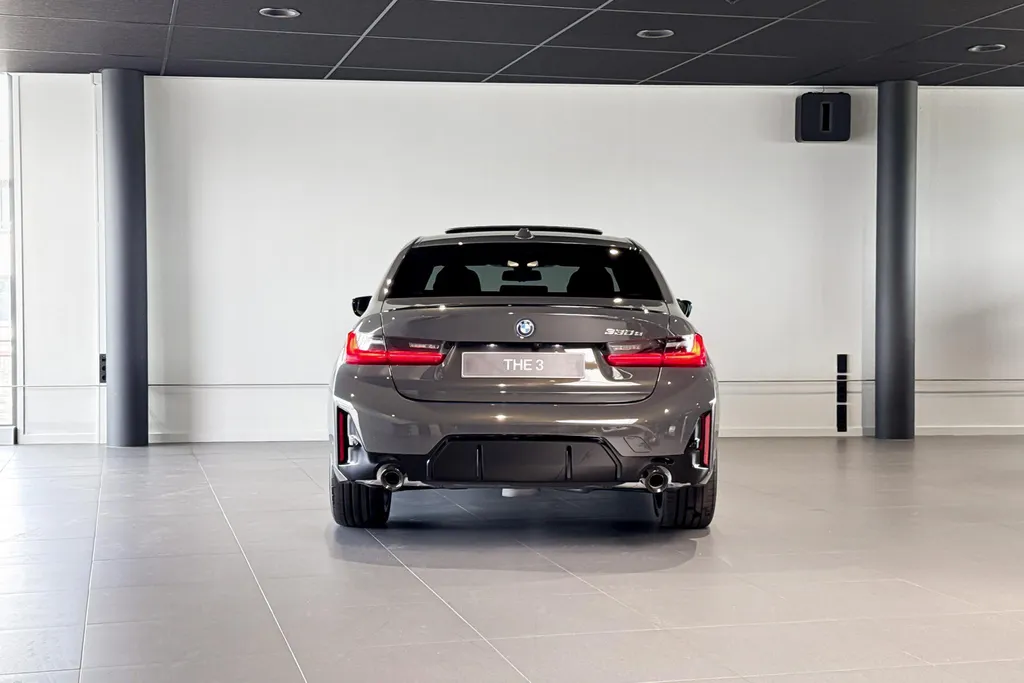 BMW 3 Serie Sedan 330e M Sport Edition