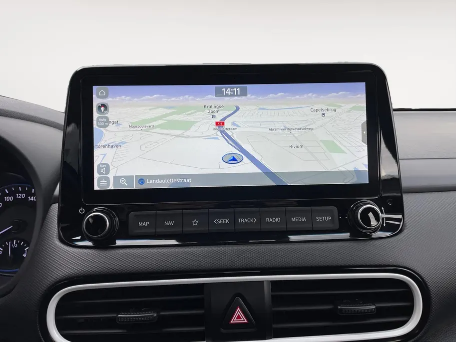 Hyundai Kona 1.6 GDI HEV Comfort Smart | Navigatie | Adaptive cruise control | Climate control | Apple Carplay & Android Auto |