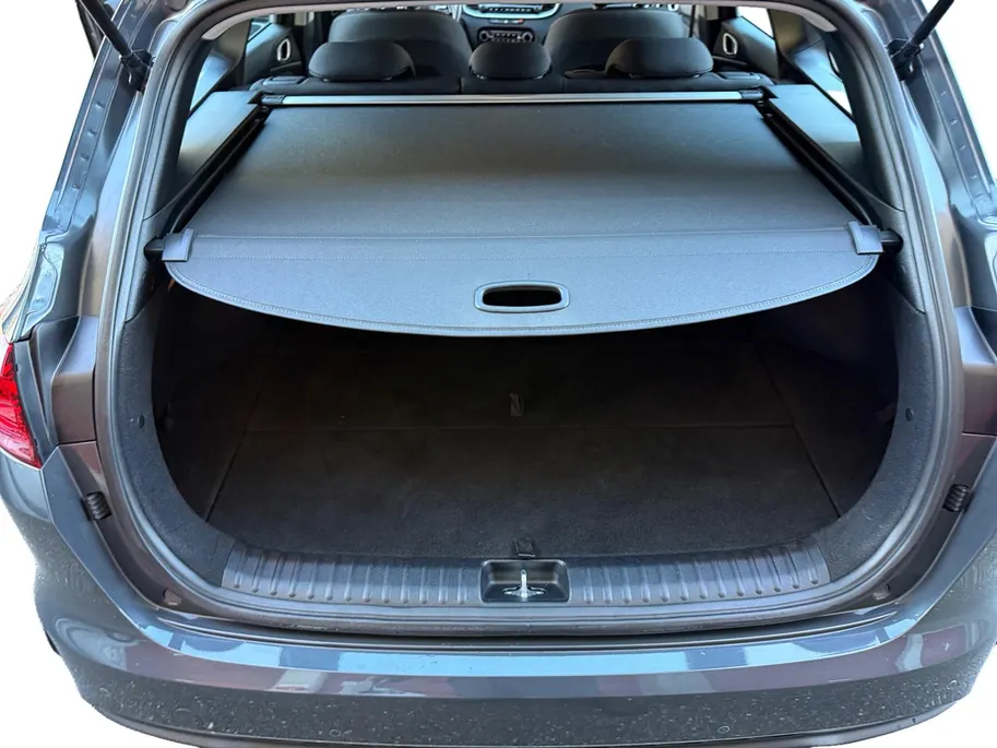 Kia Ceed Sportswagon 1.5 T-GDi DynamicLine 140 PK | Cruise Control Adaptief | Camera | Carplay | Navi | LM Velgen | 140 PK | Fabrieksgarantie 19-8-2031 +3x 1 jaar* | NAP