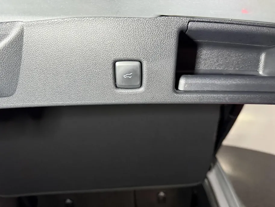 Ford Kuga 2.5 PHEV ST-Line X 243pk | Winterpack | AGR Stoelen | B&O | Pano |