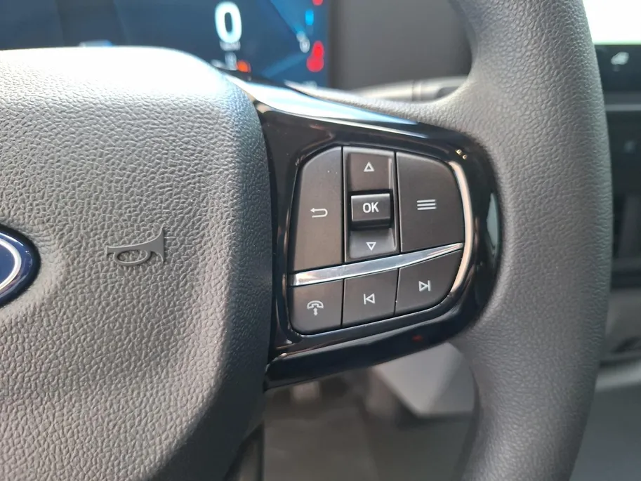 Ford E-Transit Custom 340 L1H1 Trend AWD 71 kWh | Direct leverbaar | 0,99% rente | 3-zits | Trekhaak